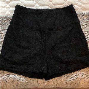 High waisted Lacey shorts